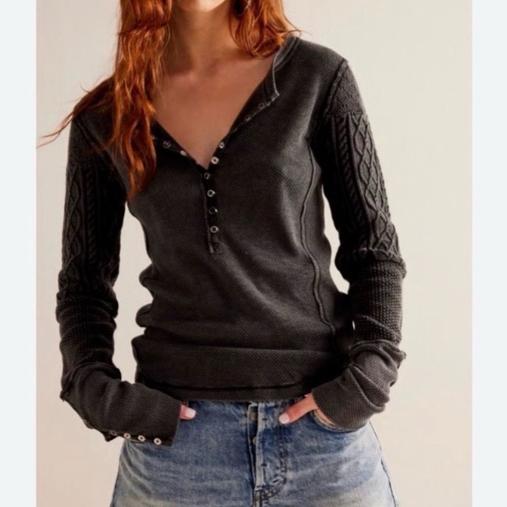 We The Free Washed Black Twisted Cable Cuff Thermal Boho Top Size Extra Small